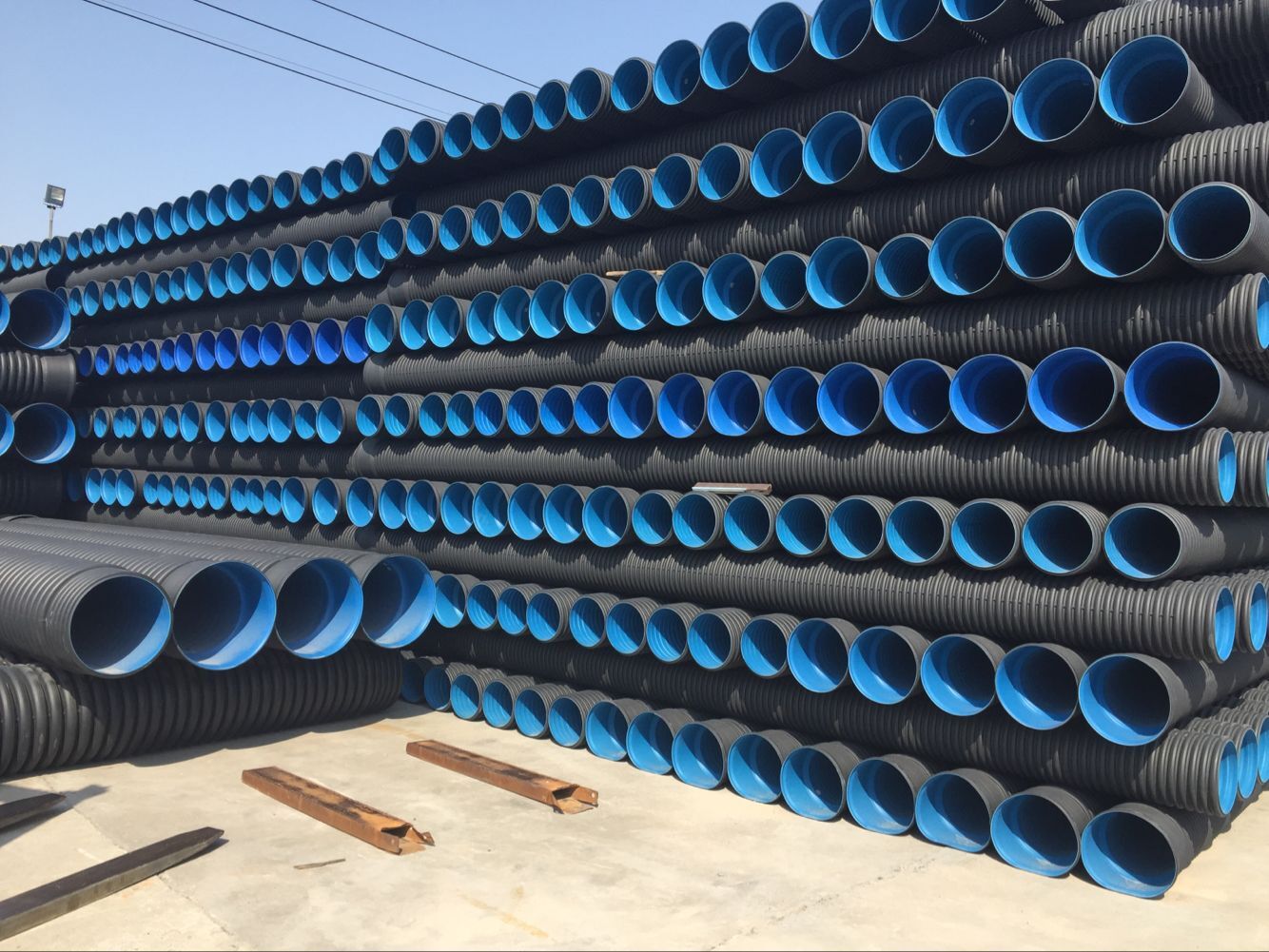 Corrugated pipe လုပ်ငန်းကို ဘယ်လိုစရမလဲ။